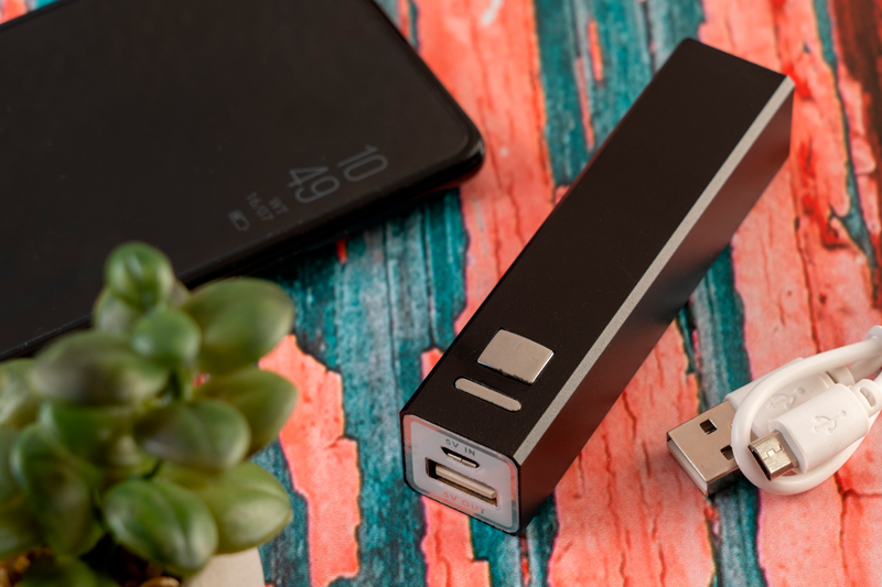 power-bank-2-200-mah-port-hope-302904-6