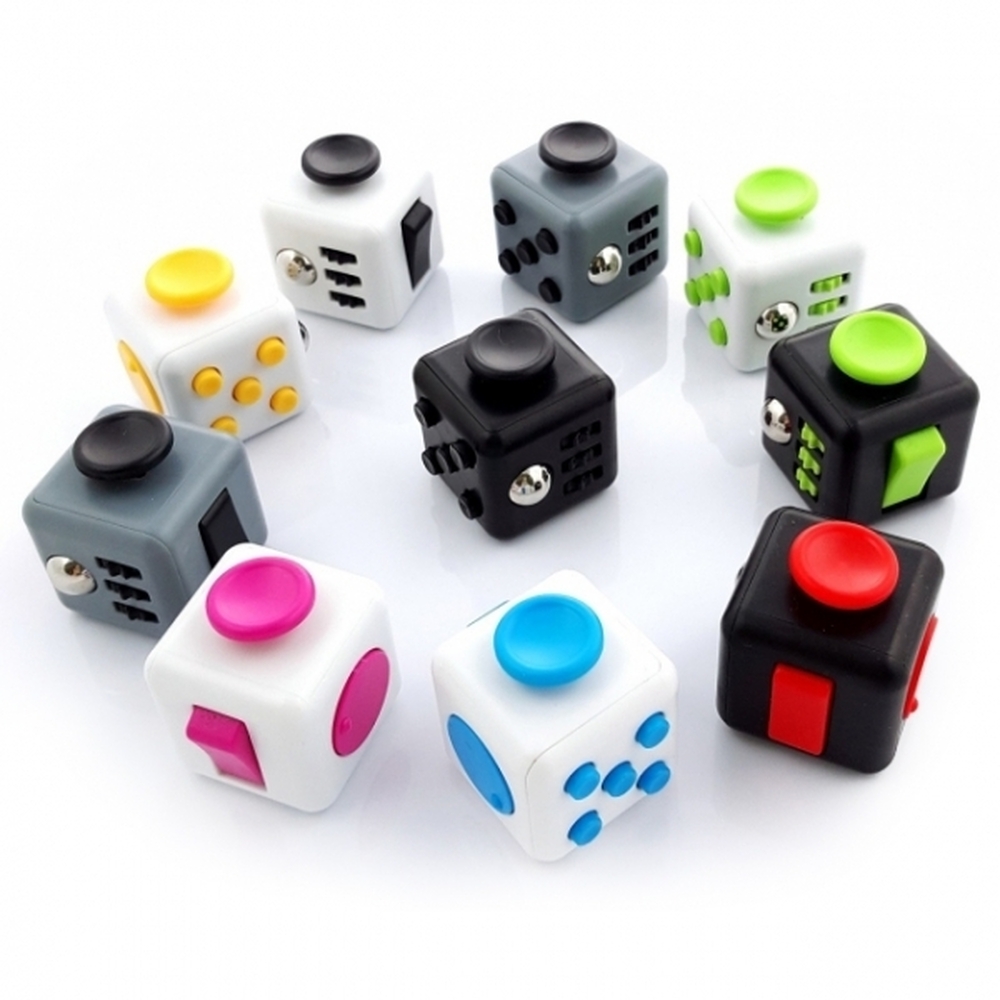 fidget-cube-eg-027800-5