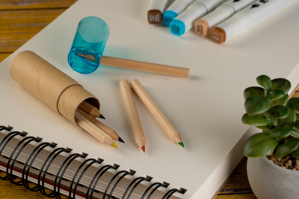 kredki-drewniane-6-kolorow-becky-113204-5