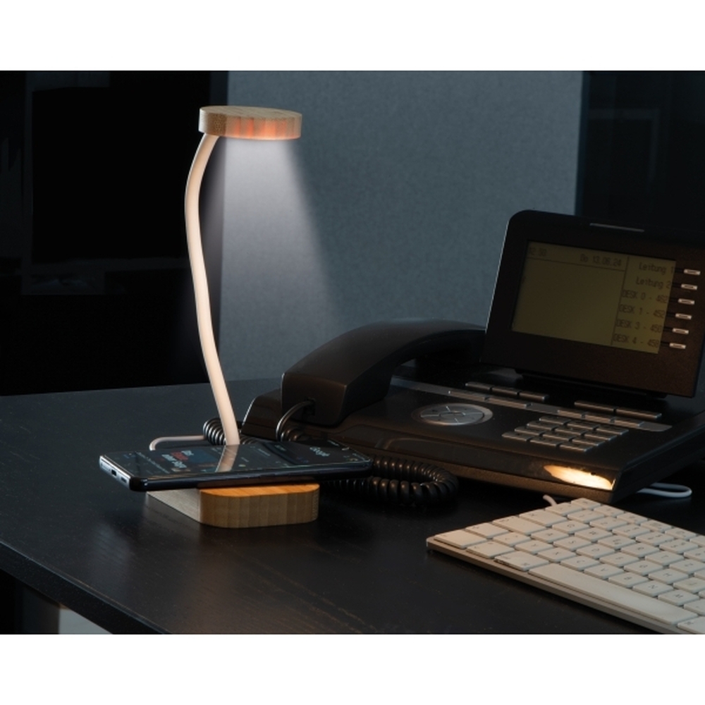 lampka-stojaca-z-ladowarka-indukcyjna-tomsk-438713-3