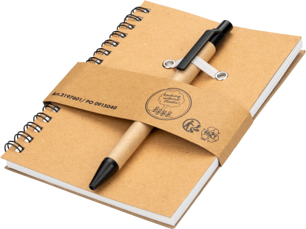 notes-a6-w-linie-z-dlugopisem-keystone-197601-4